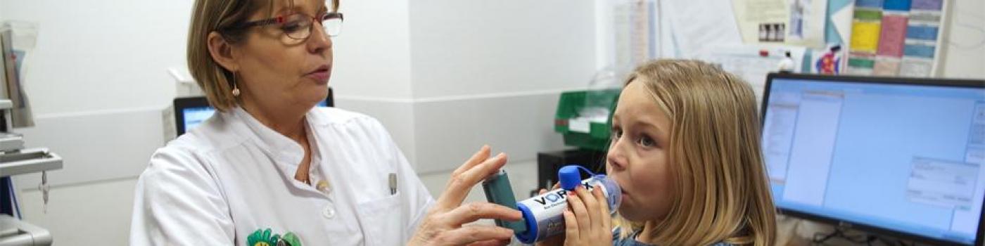 asthme, traitement, enfant, apprendre, éducation  thérapeutique, respirer, sifflement, Toux, étouffement, symptômes, adapter, obstruction, maladie, chronique, bronches, vivre avec, pédiatrie, pneumologie pédiatrique