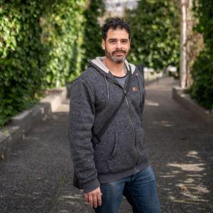 Michel Metias est ravi de voir verdir ainsi les abords de l’hôpital.