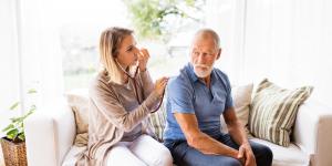 Les HUG et le canton complémentaires dans le suivi à domicile des personnes âgées